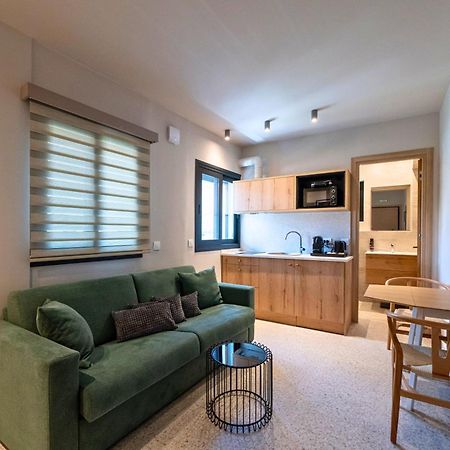 Asklipiou Cube - Kalamata Mediterranean Suites Esterno foto