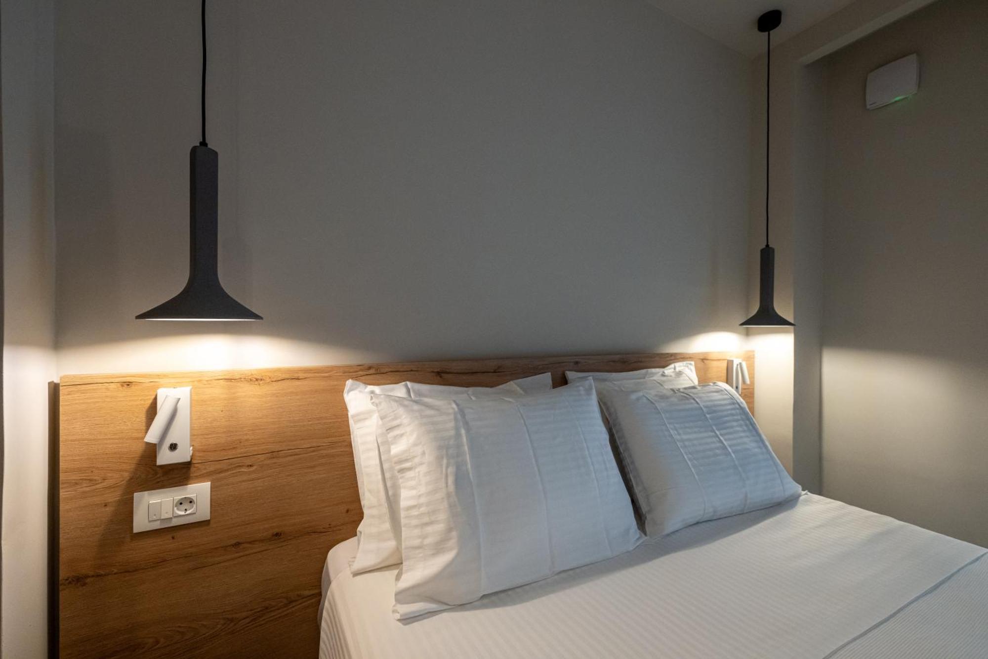 Asklipiou Cube - Kalamata Mediterranean Suites Esterno foto