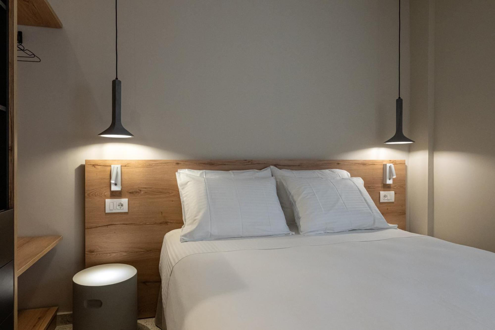 Asklipiou Cube - Kalamata Mediterranean Suites Esterno foto