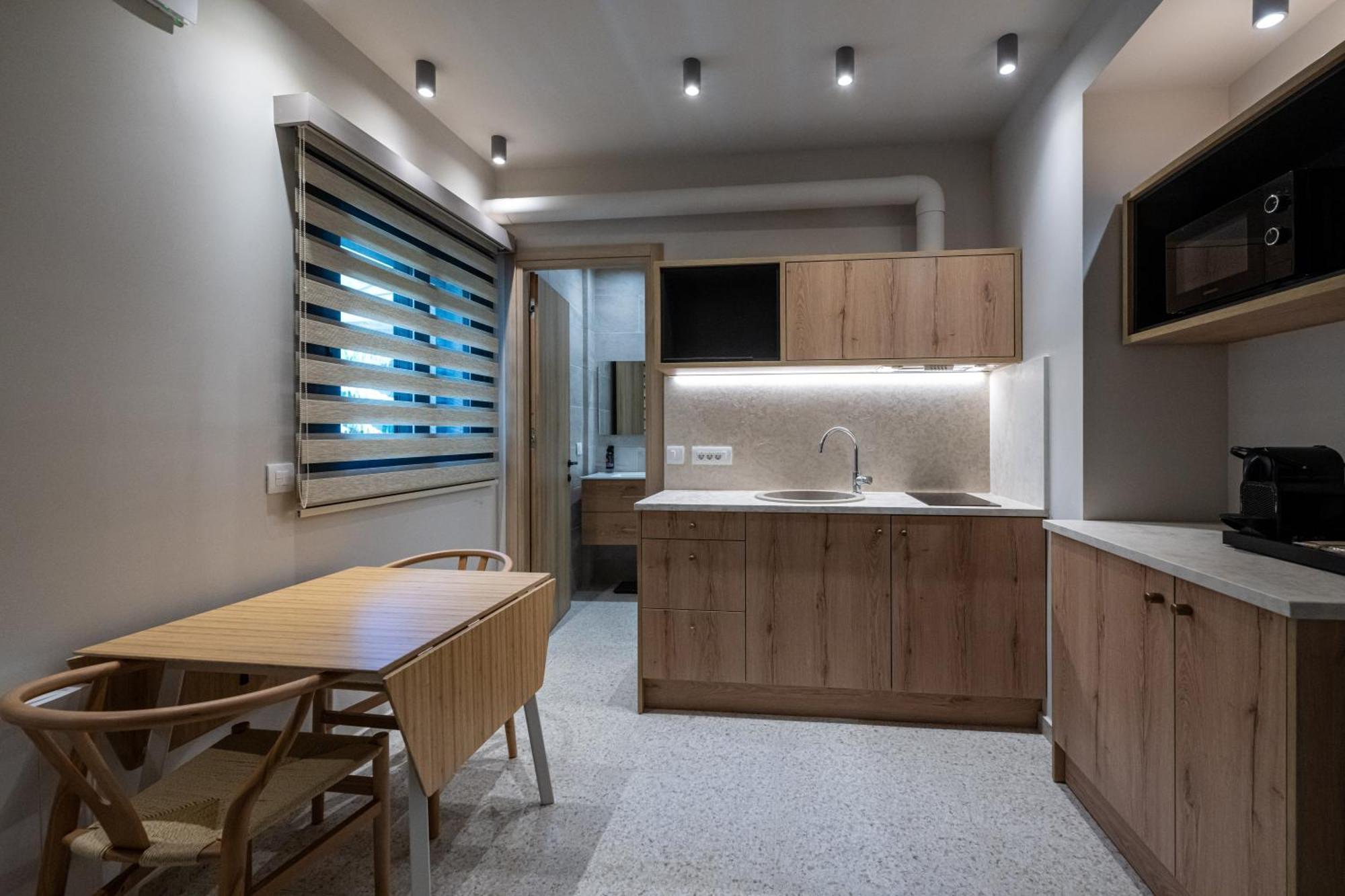 Asklipiou Cube - Kalamata Mediterranean Suites Esterno foto