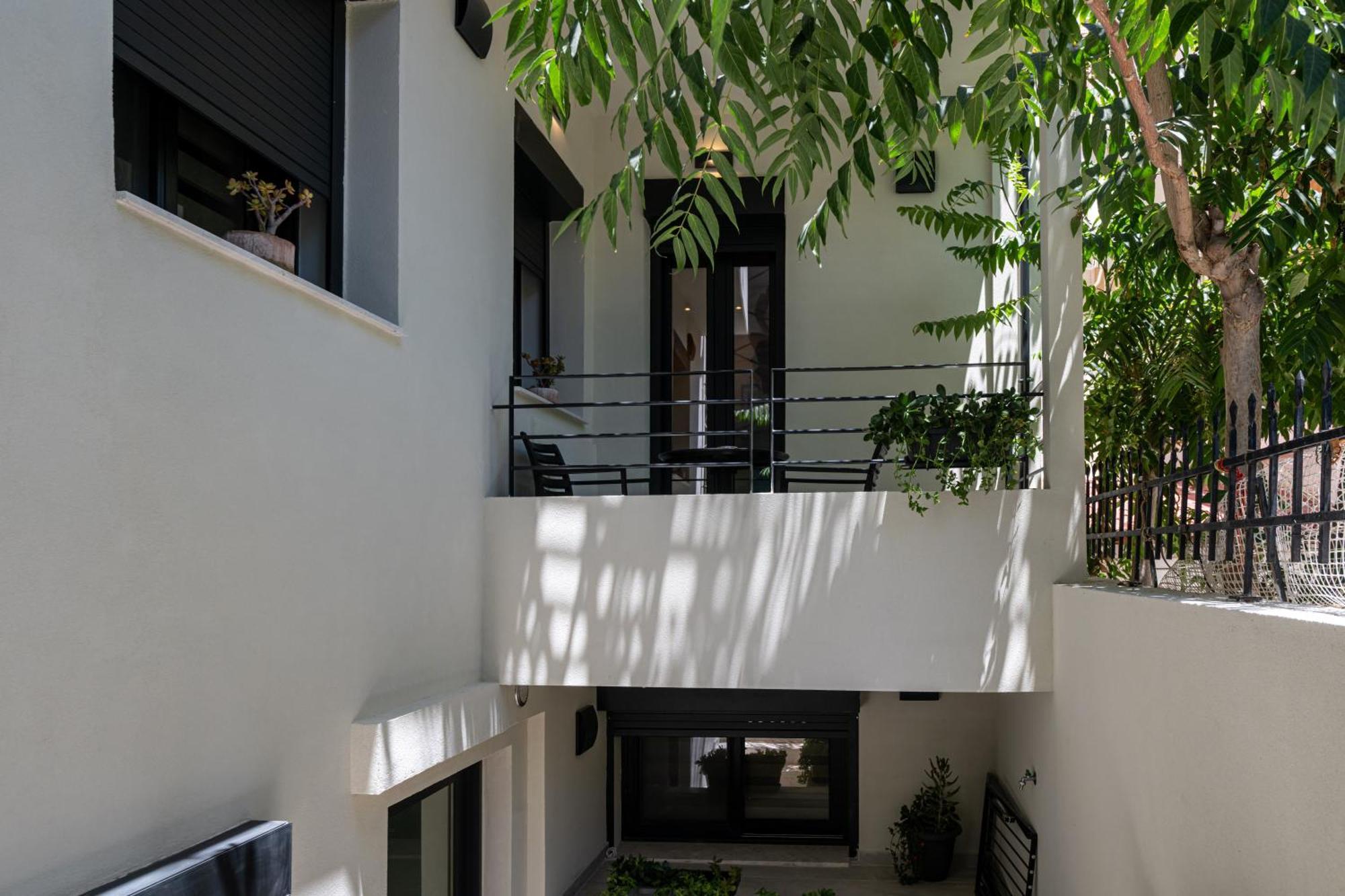 Asklipiou Cube - Kalamata Mediterranean Suites Esterno foto